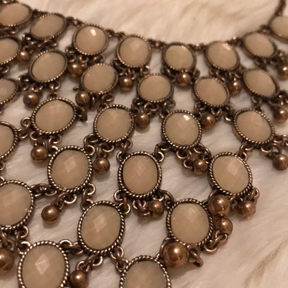 🌺 3 for 20 Statement gold tone necklace - Picture 2 of 2